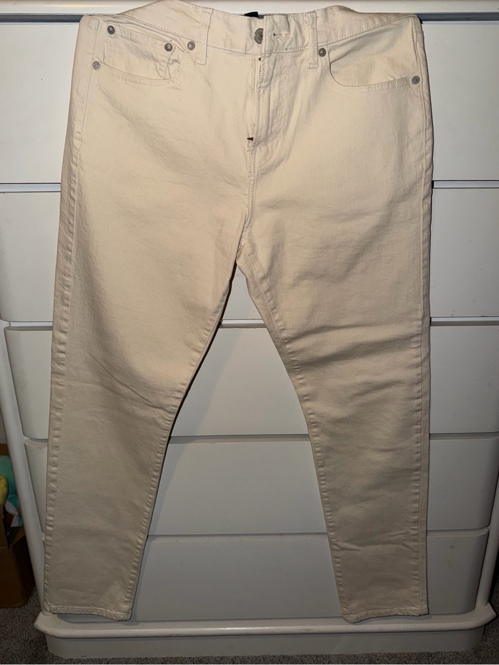 Lucky Brand Men's Athletic Slim Jeans in Cream